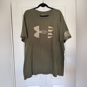 Men’s Under Armour Graphic Tee size XXL